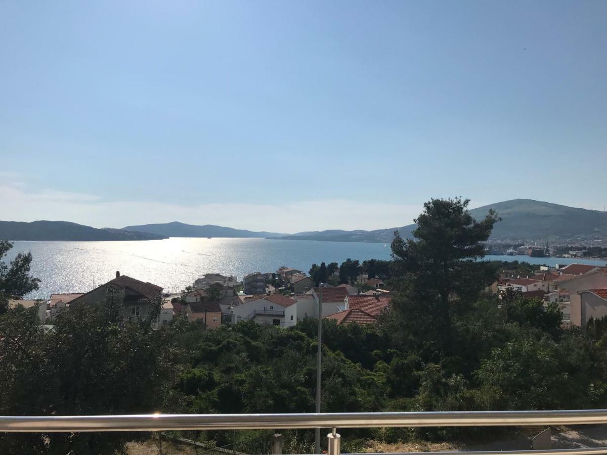 Apartments Filip Trogir Exterior foto