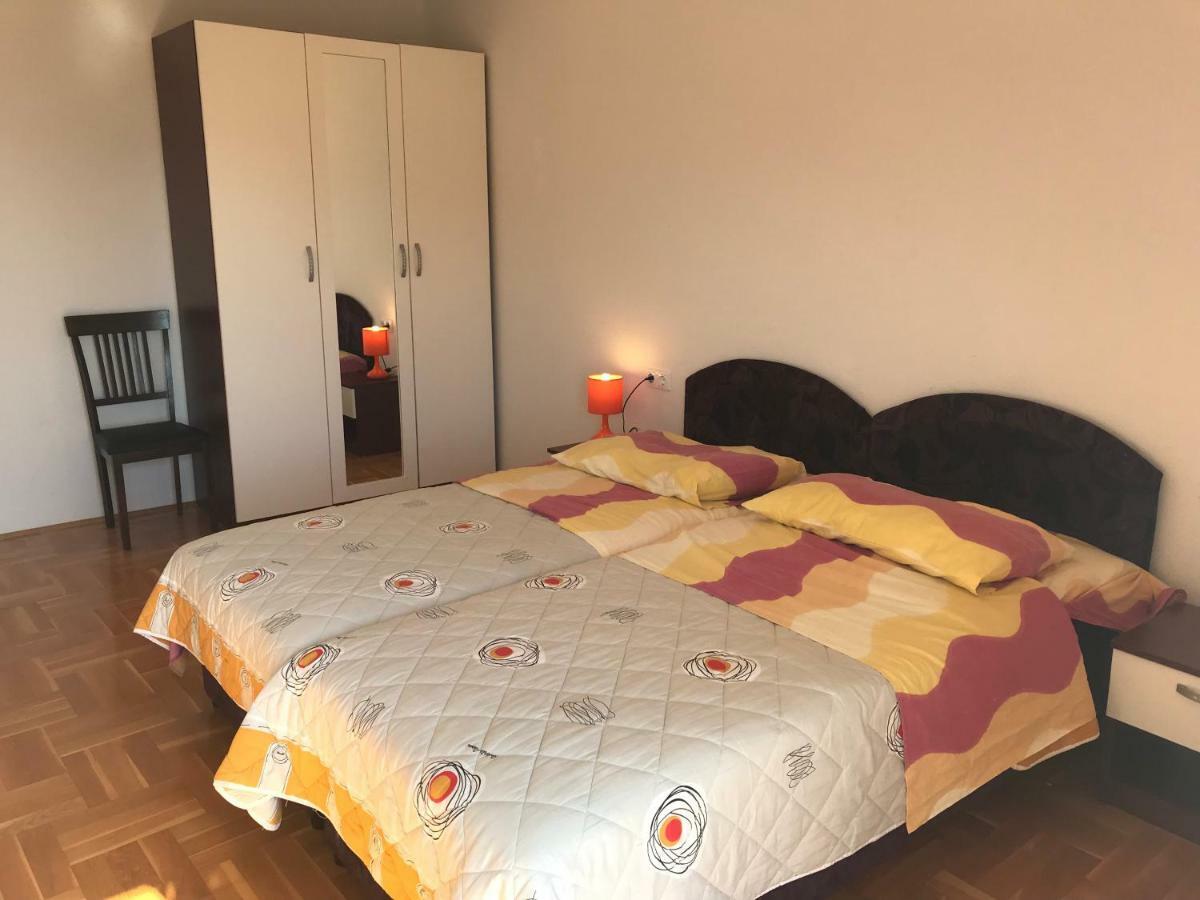 Apartments Filip Trogir Exterior foto